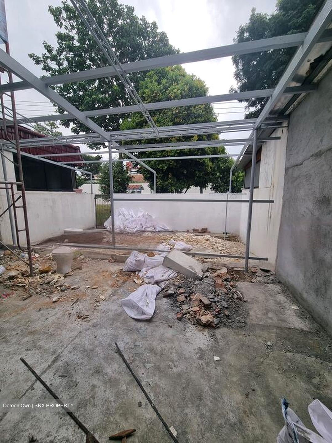 People's Garden (D19), Terrace #612989711